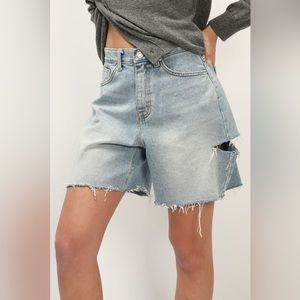 Denim baggy shorts!